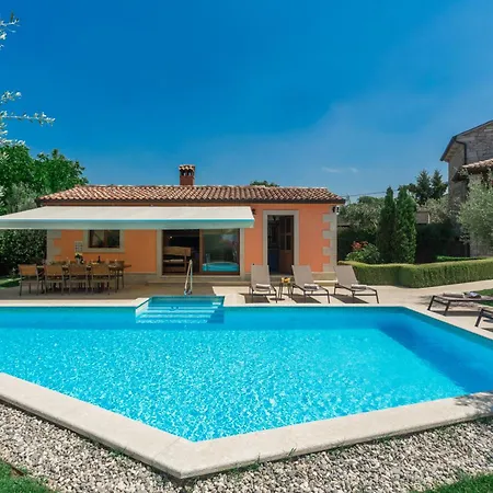 Holiday home Ulika