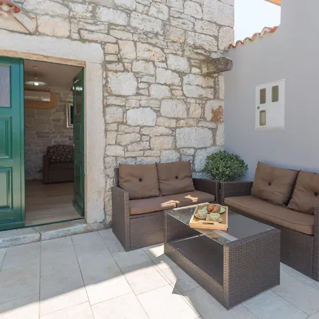 Ulika Holiday home